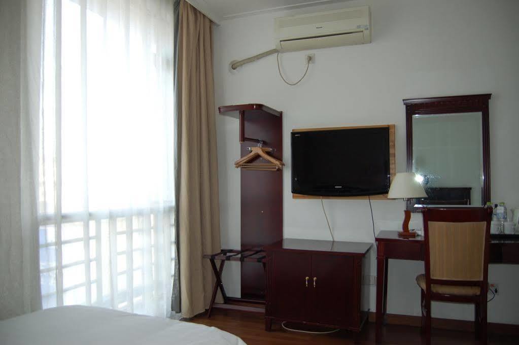 Lakeside Holiday Inn Thượng Hải Ngoại thất bức ảnh